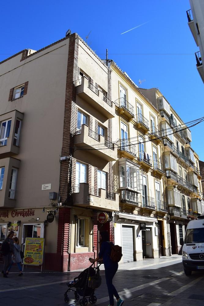 Letmalaga Cervantes Buitenkant foto